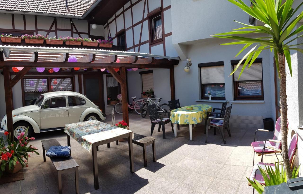 Gaestezimmer & Ferienwohnungen Thon Herbsleben Exterior foto