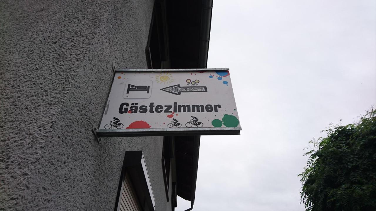 Gaestezimmer & Ferienwohnungen Thon Herbsleben Exterior foto