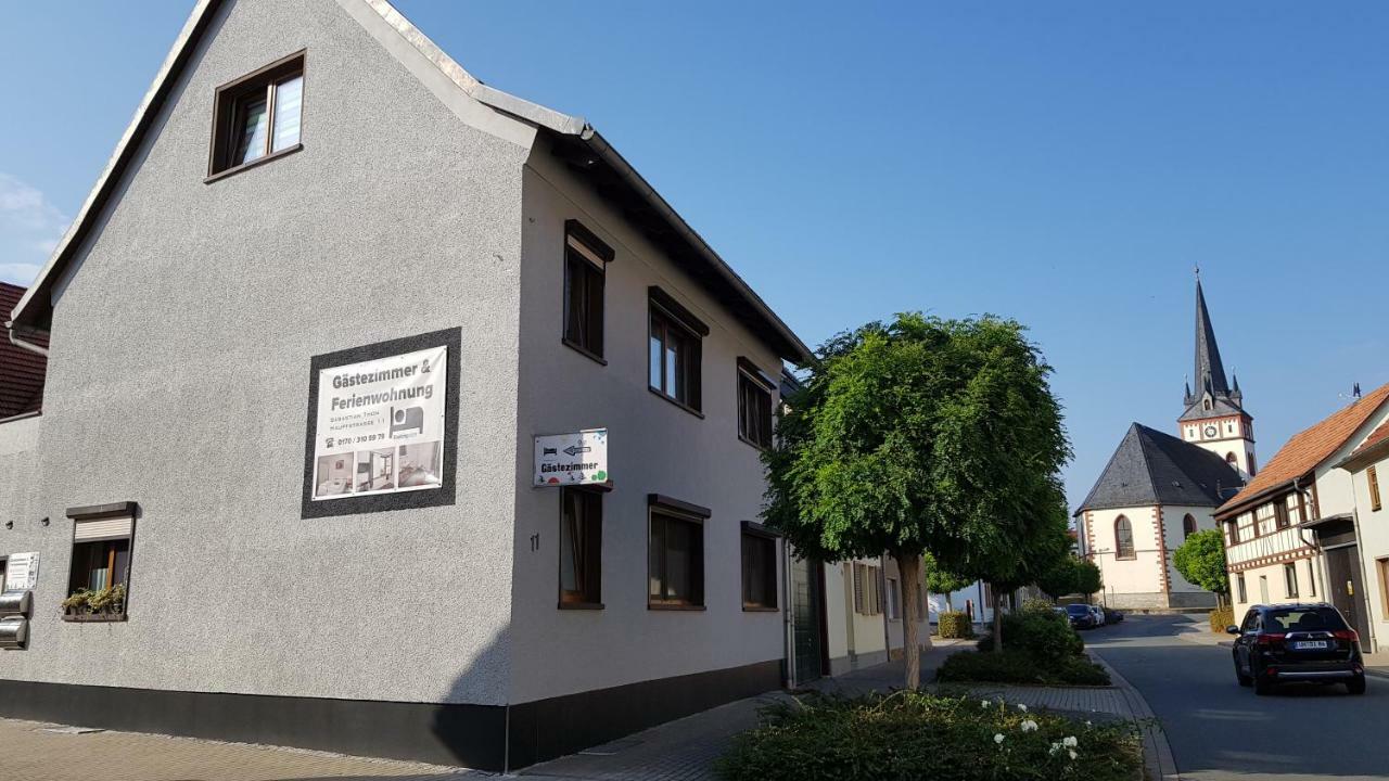 Gaestezimmer & Ferienwohnungen Thon Herbsleben Exterior foto